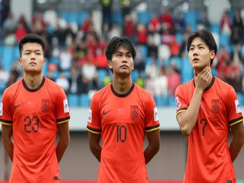 足球报:海港有意杨希,徐彬留洋仍存不确定,西海岸资金有困